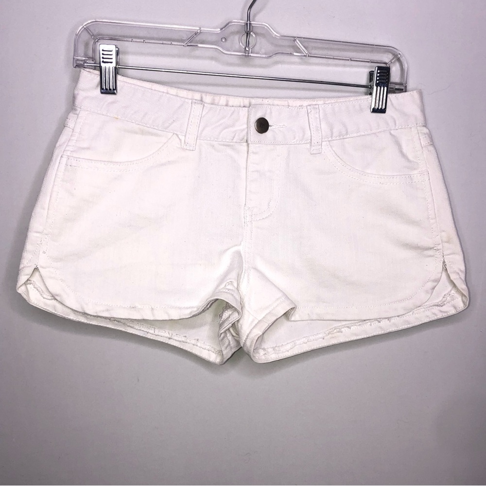 YMI White Dolphin Cut Denim Size 7 Shorts